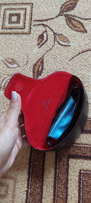 Ochelari de soare / eleganți – Stare buna