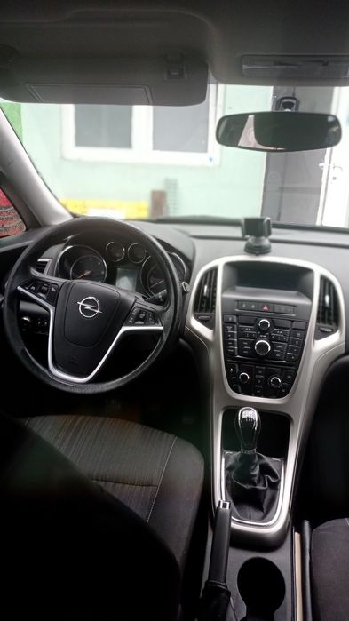 Opel Astra J Sports Tourer 1,7 CDTi