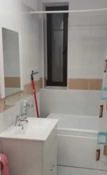 Дава се под наем Едностаен апартамент в Пловдив, Център - 27 кв.м за 122.4 € - Снимка #1