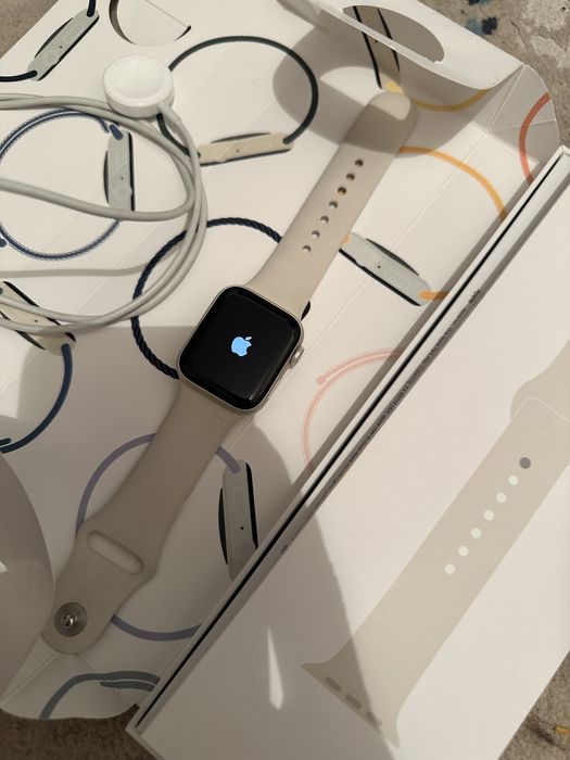 Часы эпал вотч почти новые срочно продаю !