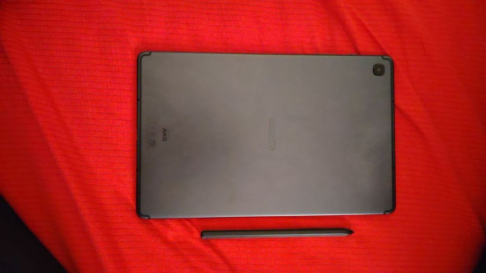 Planshet sotiladi stylus bilan