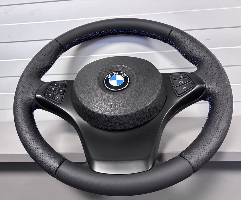 Volan sport si airbag non M Bmw X3 E83 retapitat cusaturi M ca NOU