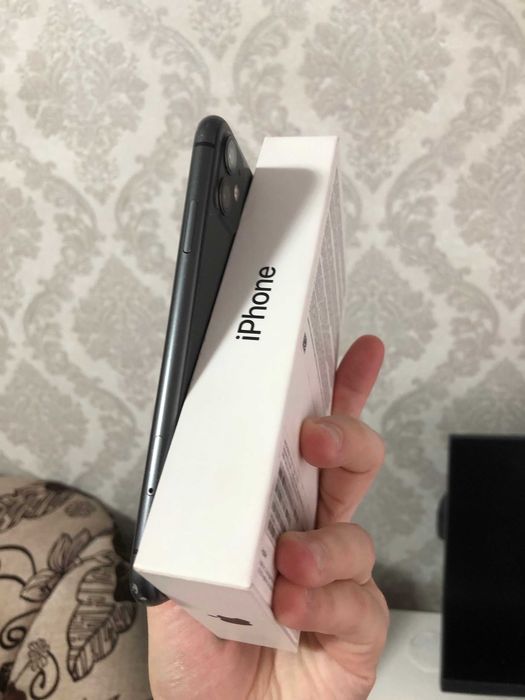 Телефон iPhone 11 128gb
