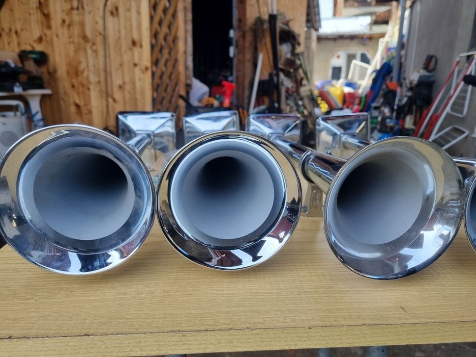 Goarne,claxoane pneumatice Hadley