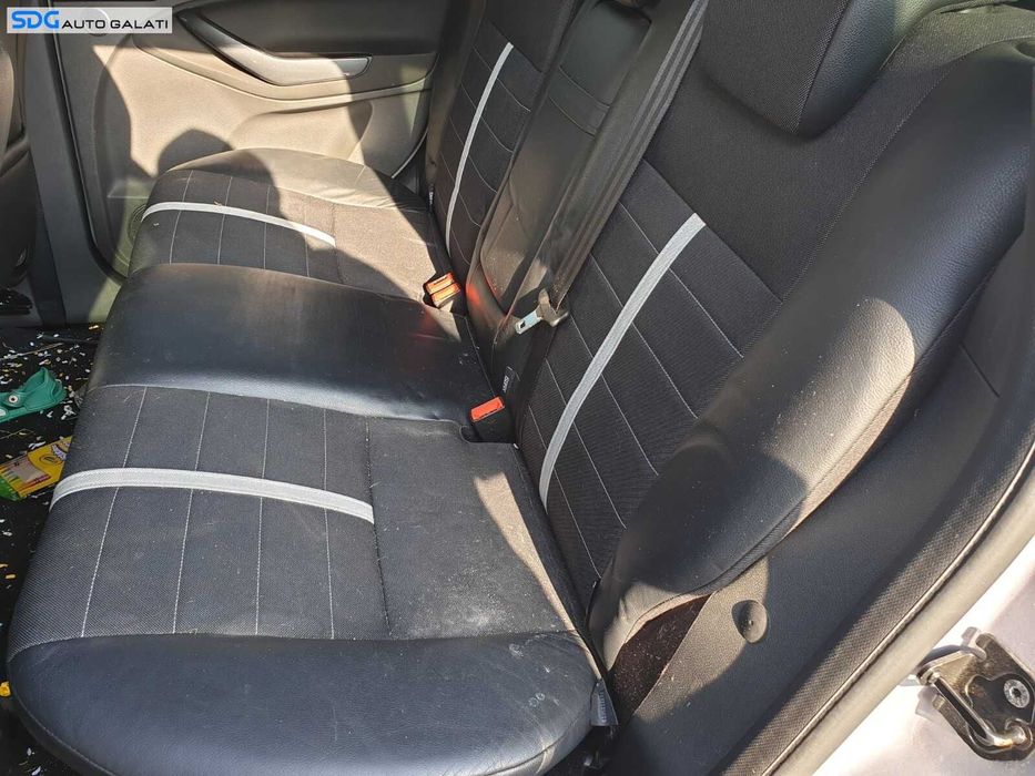 Bancheta Spate Sezut cu Spatar Pasageri Ford Kuga 1 2008 - 2013