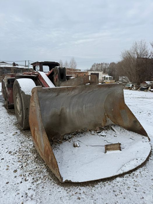 Продам ковшевую TORO- LH 410