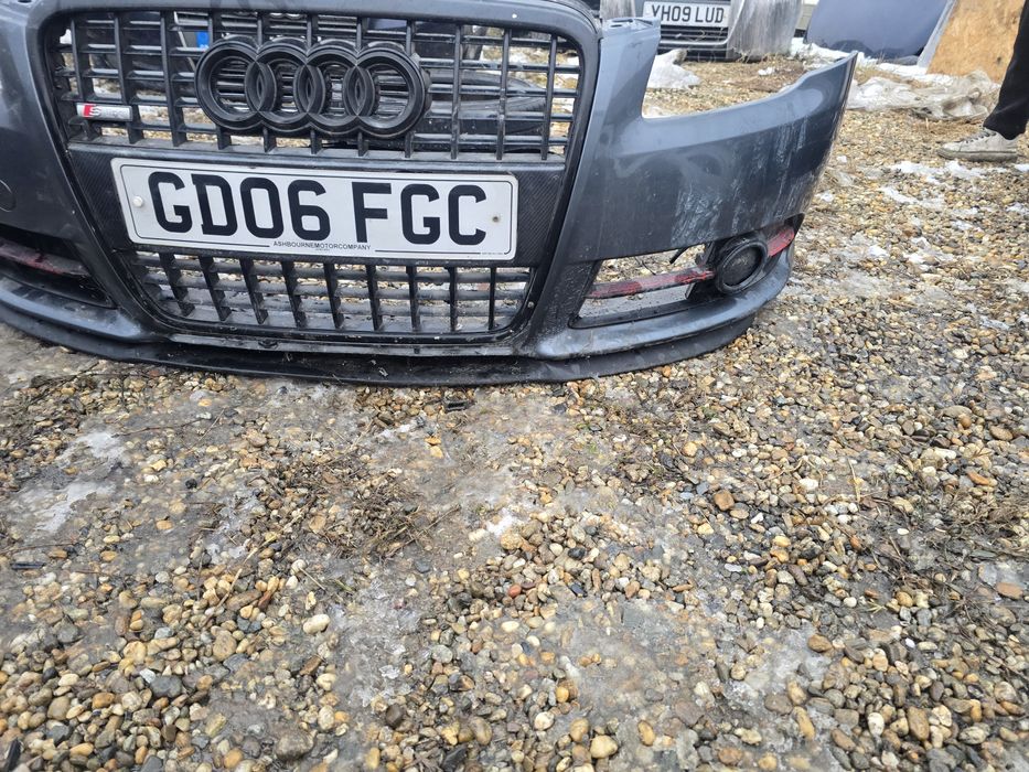 Bara Audi a4 b7 Sline +lip.