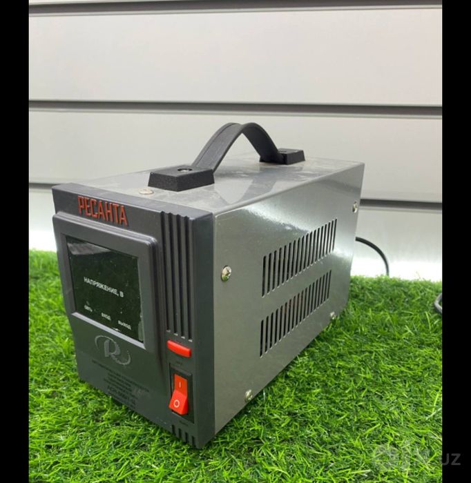 Стабилизатор напряжения Ресанта D5VA Новый, усиленная защита техники