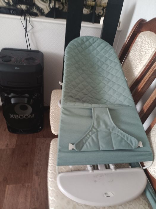 Шезлонг в хорошем состоянии