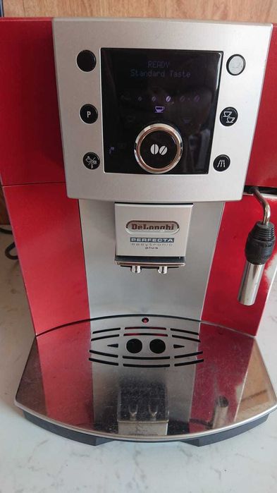 Кафе машина Delonghi автомат