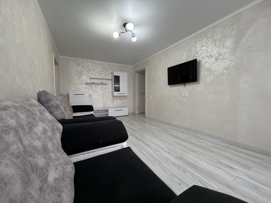 Трёхкомнатная с мебелью