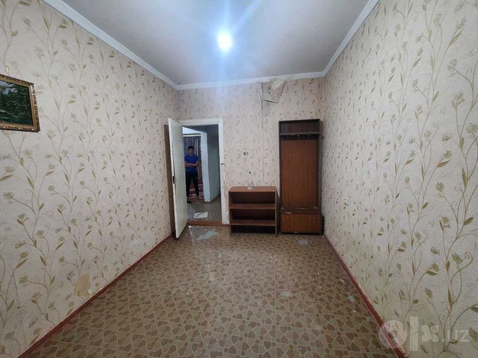 ПРОДАМ СВОЮ 2-ком КВ Чиланзар 16 Квартал / Французский, Отдельный ВХОД