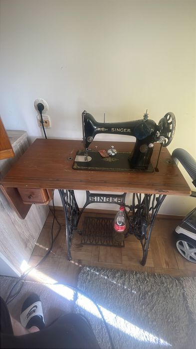 Masina de cusut SINGER  1909