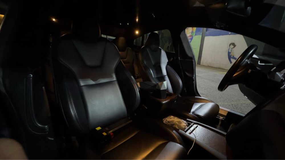 Tesla model s dual motors long range