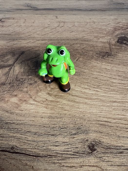 Игрушки киндер 90-х годов