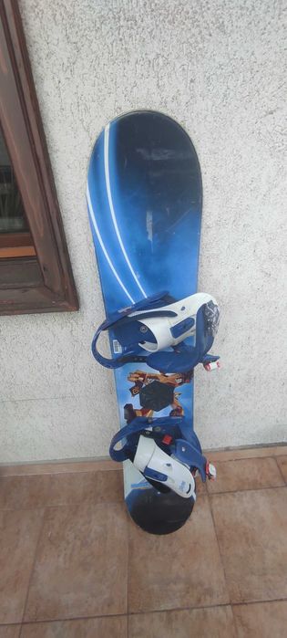 Продавам сноуборд Бъртън Snowboard