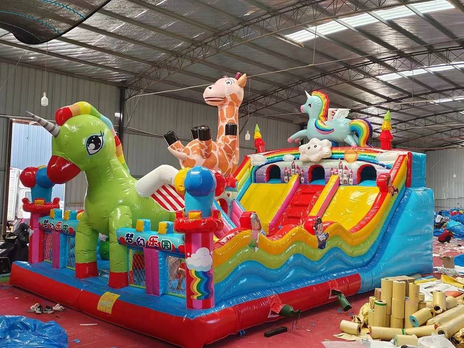 Atraksion Karusel Batut sotuvda bor yangi pachka.