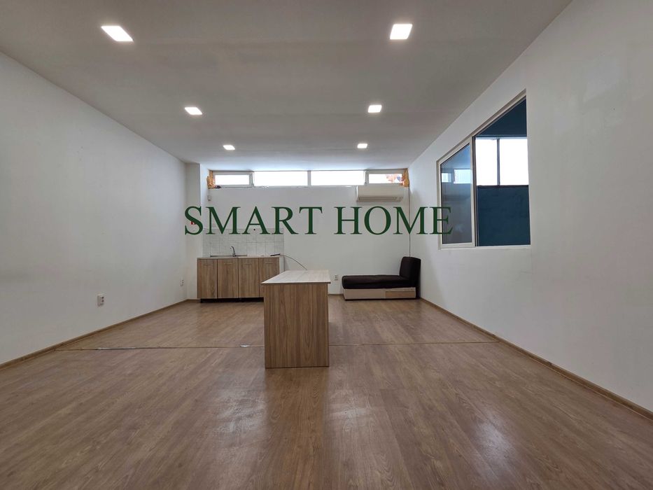 Дава се под наем Склад в Велико Търново, Бузлуджа - 225 кв.м за 918 € - Снимка #3