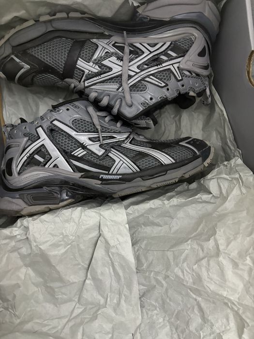 Balenciaga runners grey