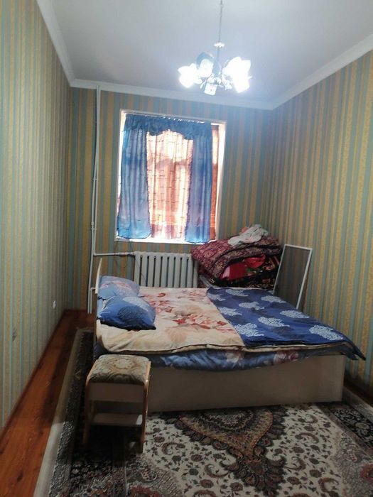 2-3 xonalik uylar talabalar va oilalarga ijaraga beriladi va sotiladi