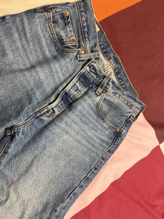Blugi Levis dama