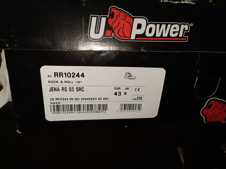 Работни обувки с бомбе