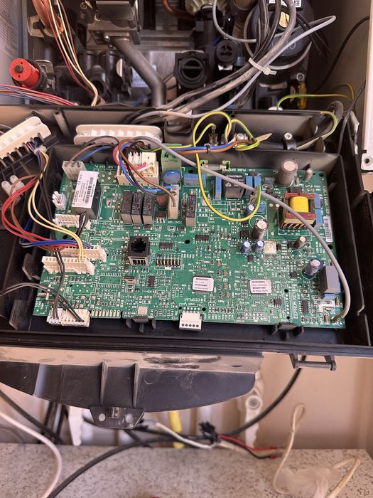 Ремонт двухконтурных котлов. Иссиклик козонларини таъмирлаш хизмати.