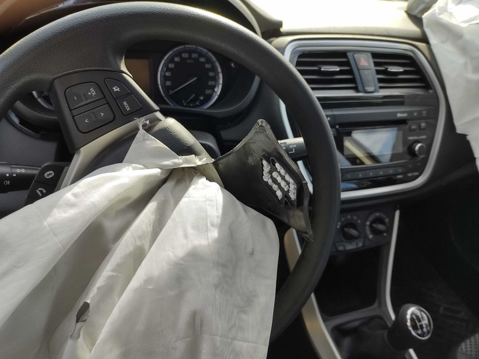 Продавам на Части SUZUKI SX4 S-Cross JY 2018