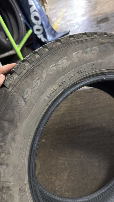 Oferta! Pirelli Cintauro 195/65 R15