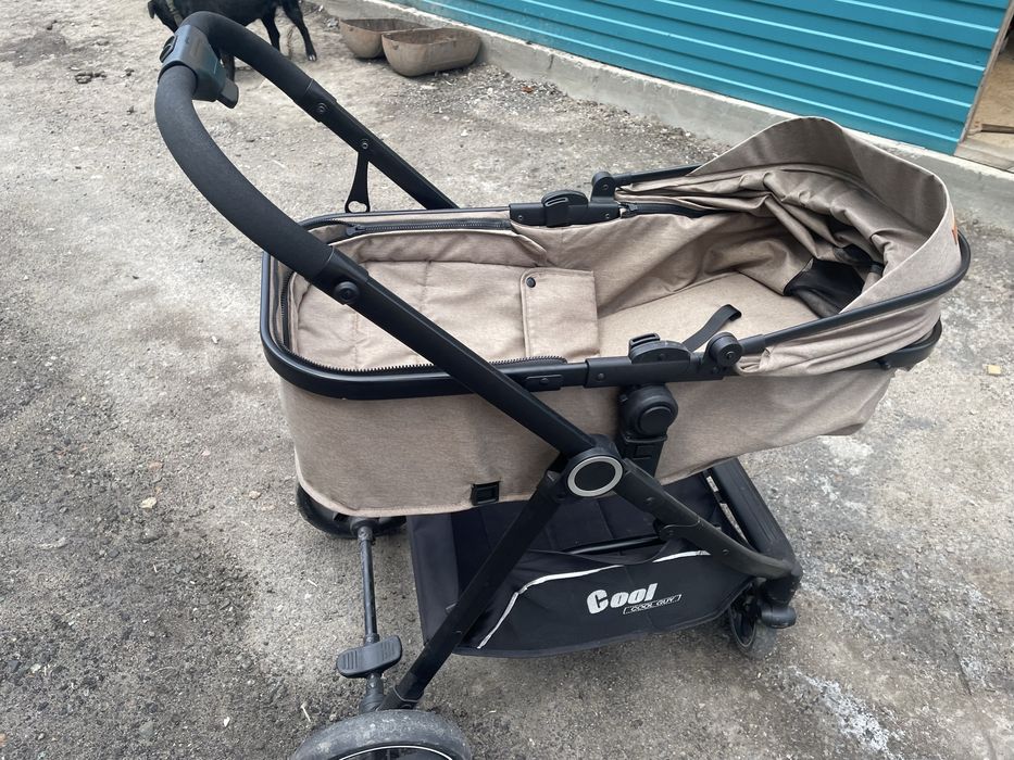 Продам детскую коляску