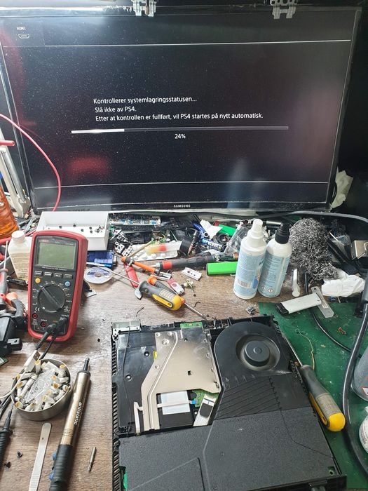 Reparatii Controllere/Joystick PlayStation Console PS4/PS5/Xbox One S/X