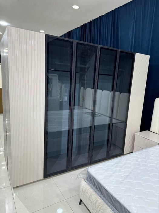 Мягкий мебель