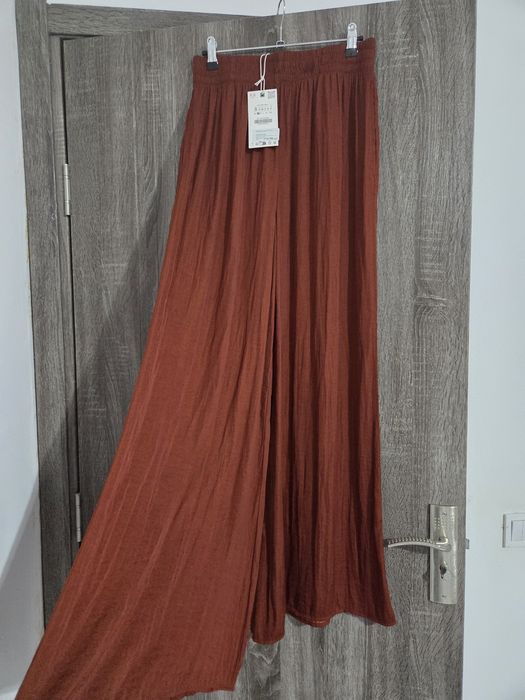 Pantaloni satinati