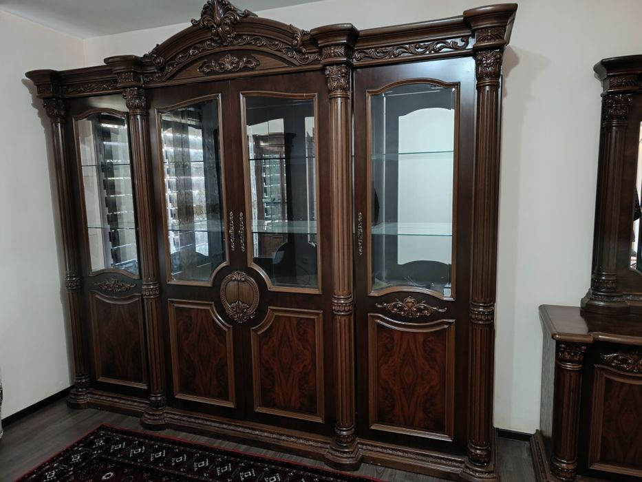 Продается гостивой мебель