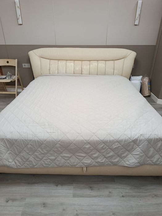 Продам мебель в хорошем состояние.