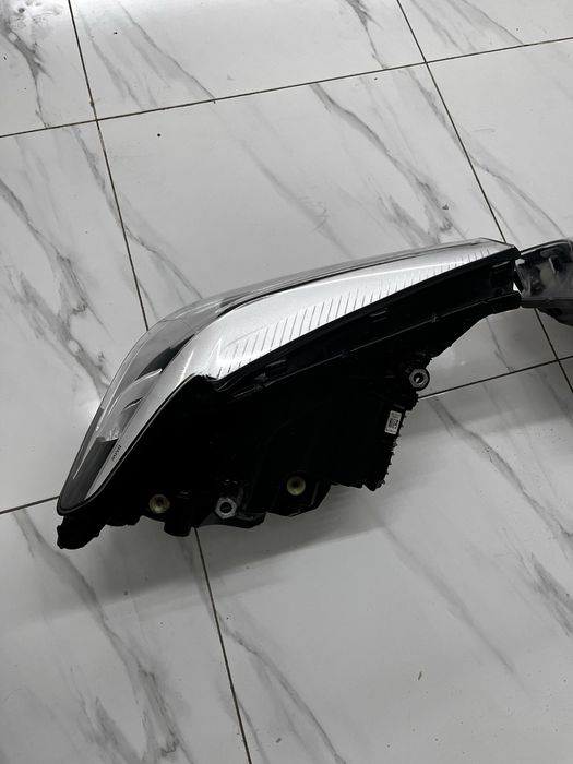 Продам срочно фары bmw g30