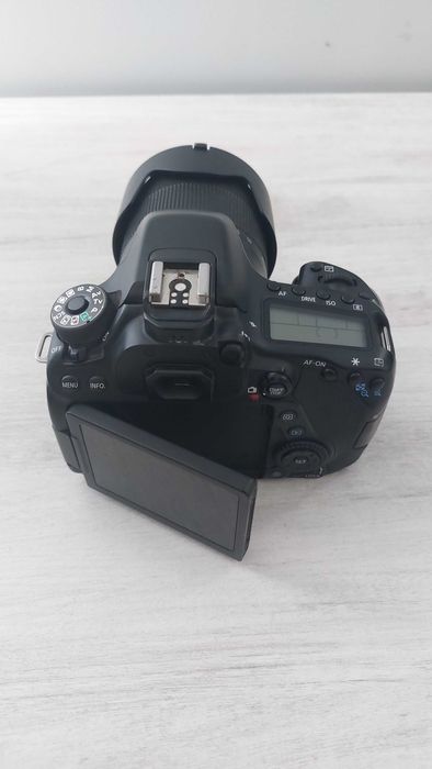 Canon 80D with 2 lenses