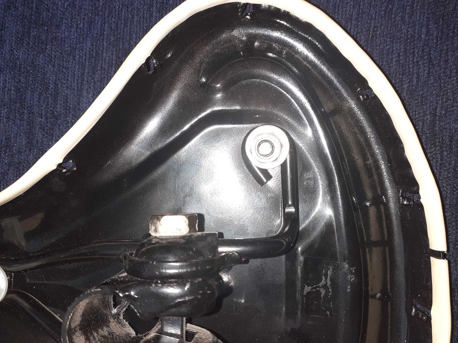 Широка платформа за седалка за колело или велоергометър марка Kettler