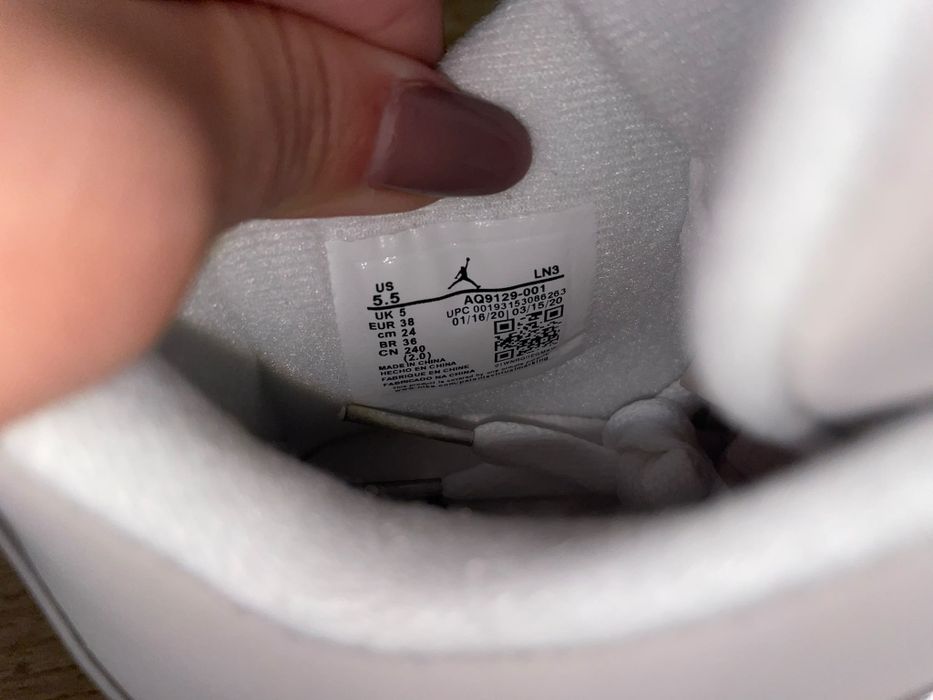 Adidași NIKE Jordan 4 Frozen Moments nr 38 - 45