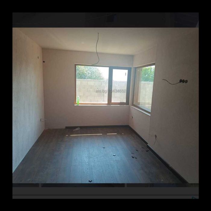 Продавам къща с. Добърско 125 кв.м. с панорамна гледка,  2-ве паркоместа,  камина и  джакузи