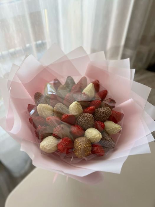 Букет из клубники в шоколаде свежая клубника в шоколаде низкие цены