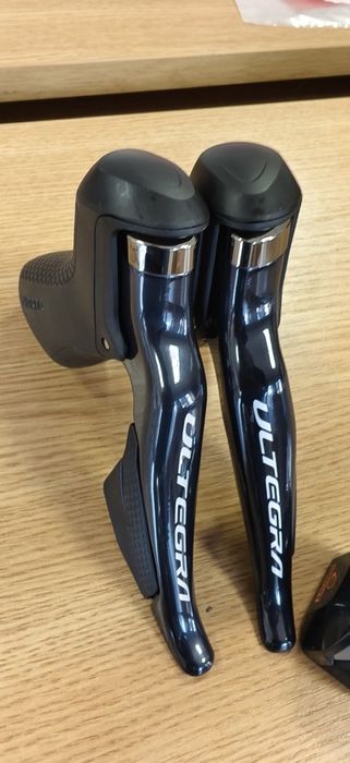 FULL Групсет Shimano Ultegra DI2 ST-R8050 2x11-Speed Dura Ace RD-9070