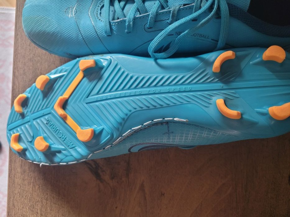 Бутони NIKE - 41 номер