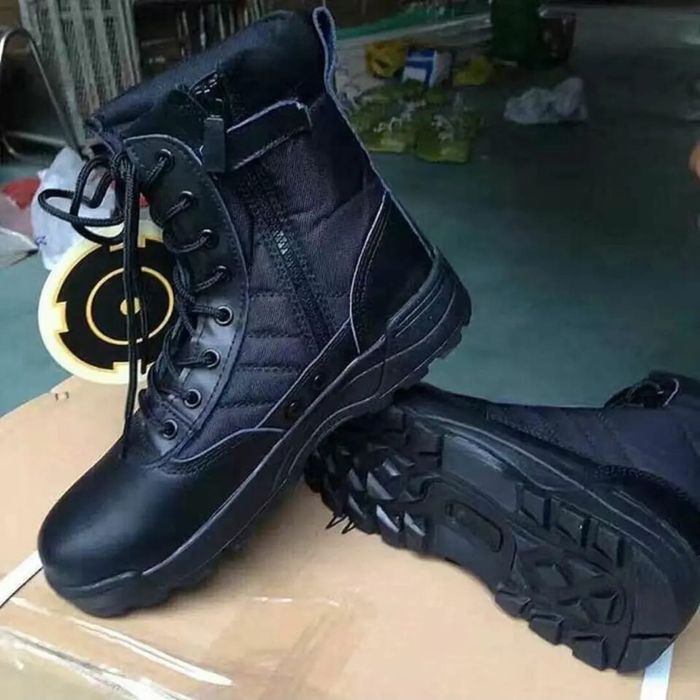 Берцы, военная обувь