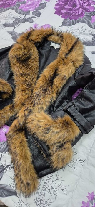 Зимно яке черно еко кожа еко пух. Ново, размер М Цена 150 лв.