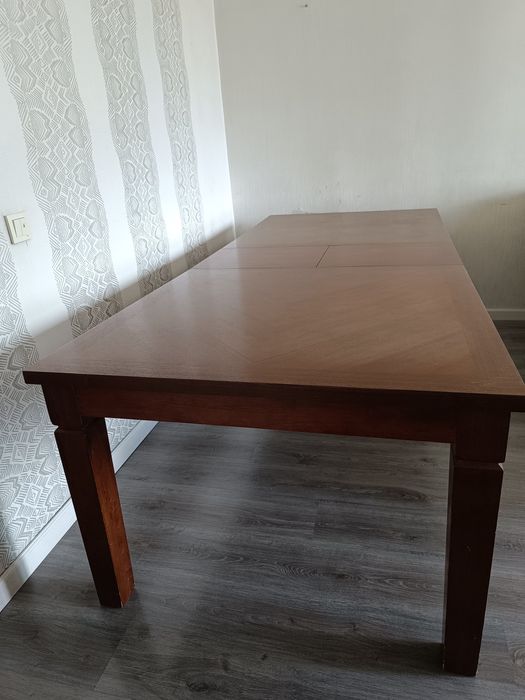 Стол раздвижной, в гостиную