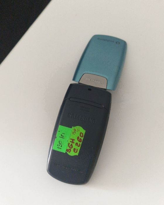 Telefon cu clapeta Samsung perfect funcțional