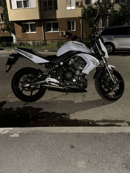 Vand Kawasaki ER6N ..