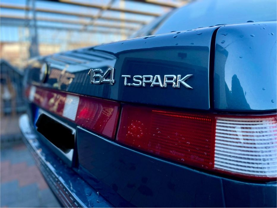 Alfa romeo 164 T. Sparks PINIFARINA