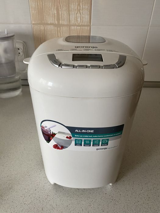 Masina de copt paine GORENJE, 15 programe, 550W, alb